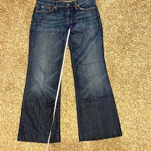 7for all mankind Dojo jeans wore it a few times excellent condition, no stretch